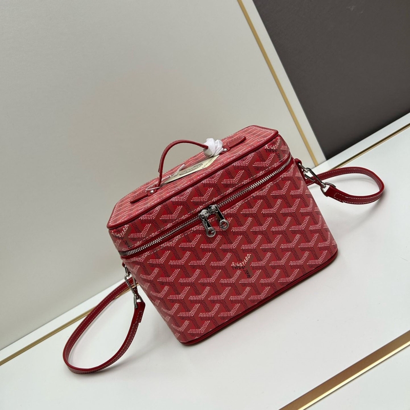 Go*ard cosmetic bags